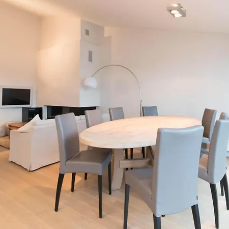 Centrally Located With Spacious Terrace Ostend