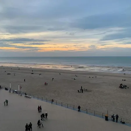Centrally Located With Spacious Terrace Ostend