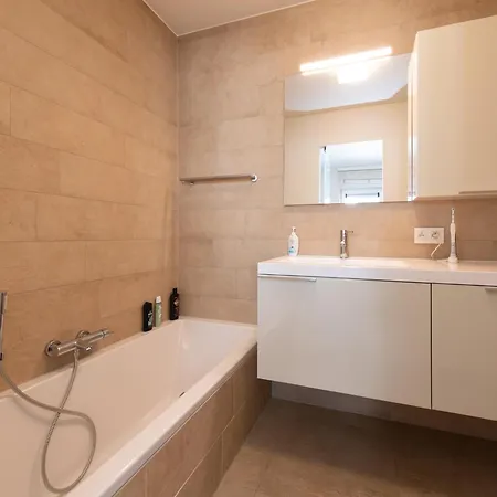 Appartement Penthouse In Belgium With Marina Views Ostende