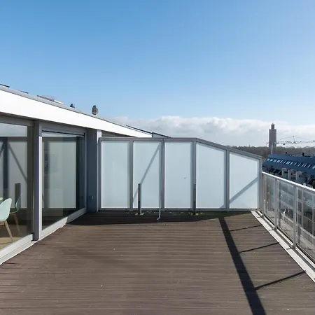Penthouse In Belgium With Marina Views Appartement